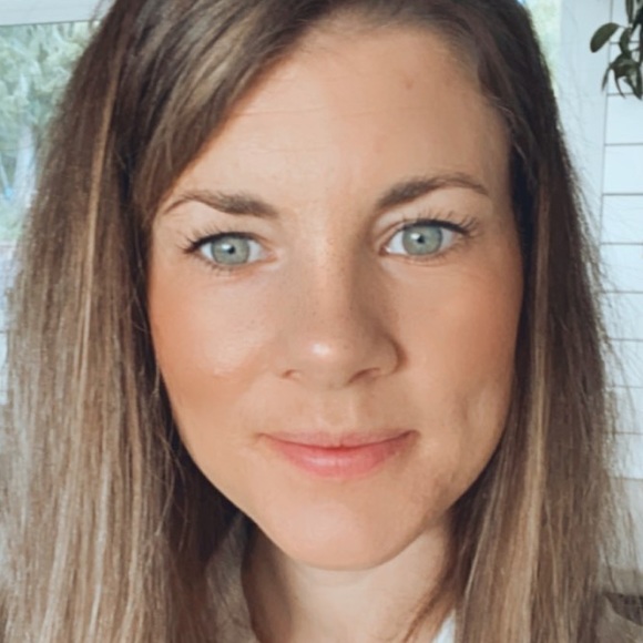 Meet your Posher, Corissa - Picture 1 of 1